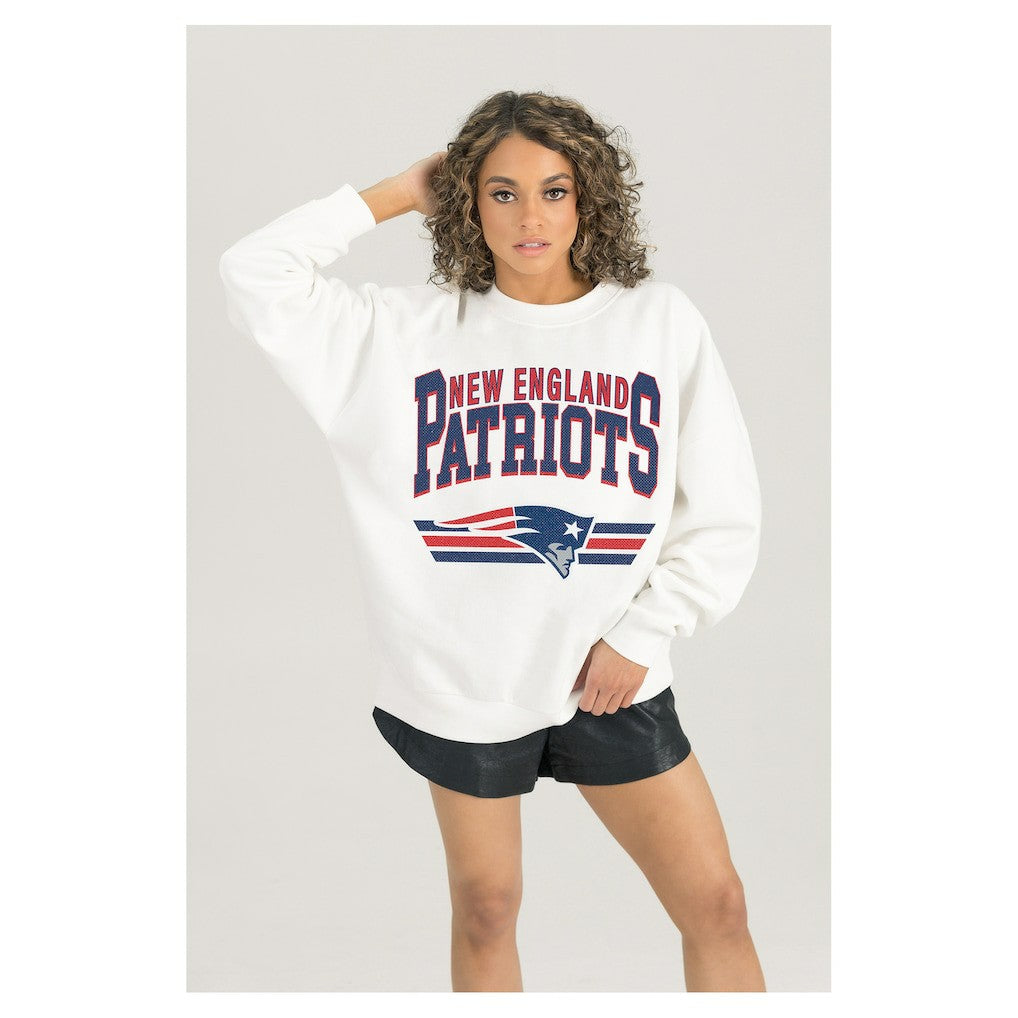 New England Patriots Gameday Couture Women's Swift Strike Premium Oversized Fleece Pullover Sweatshirt White | NFL