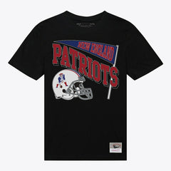 New England Patriots Women's Team Dynamic Boyfriend T-Shirt Black | Mitchell & Ness