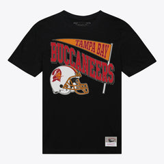 Tampa Bay Buccaneers Women's Team Dynamic Boyfriend T-Shirt Black | Mitchell & Ness