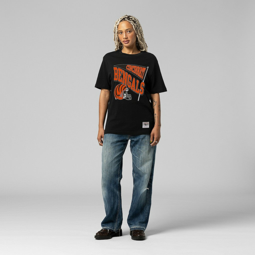 Cincinnati Bengals Women's Team Dynamic Boyfriend T-Shirt Black | Mitchell & Ness