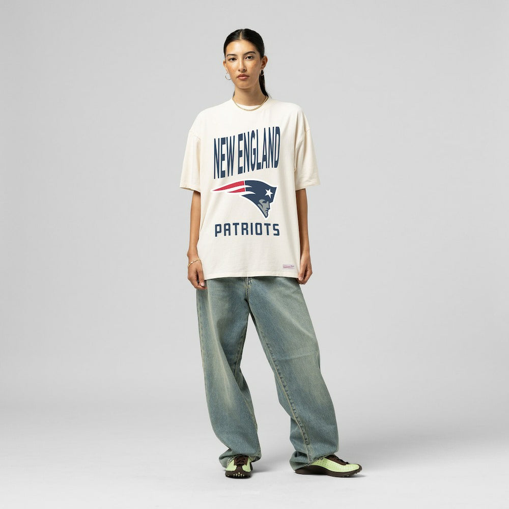 New England Patriots Women's Logo Rise Boyfriend T-Shirt Cream | Mitchell & Ness