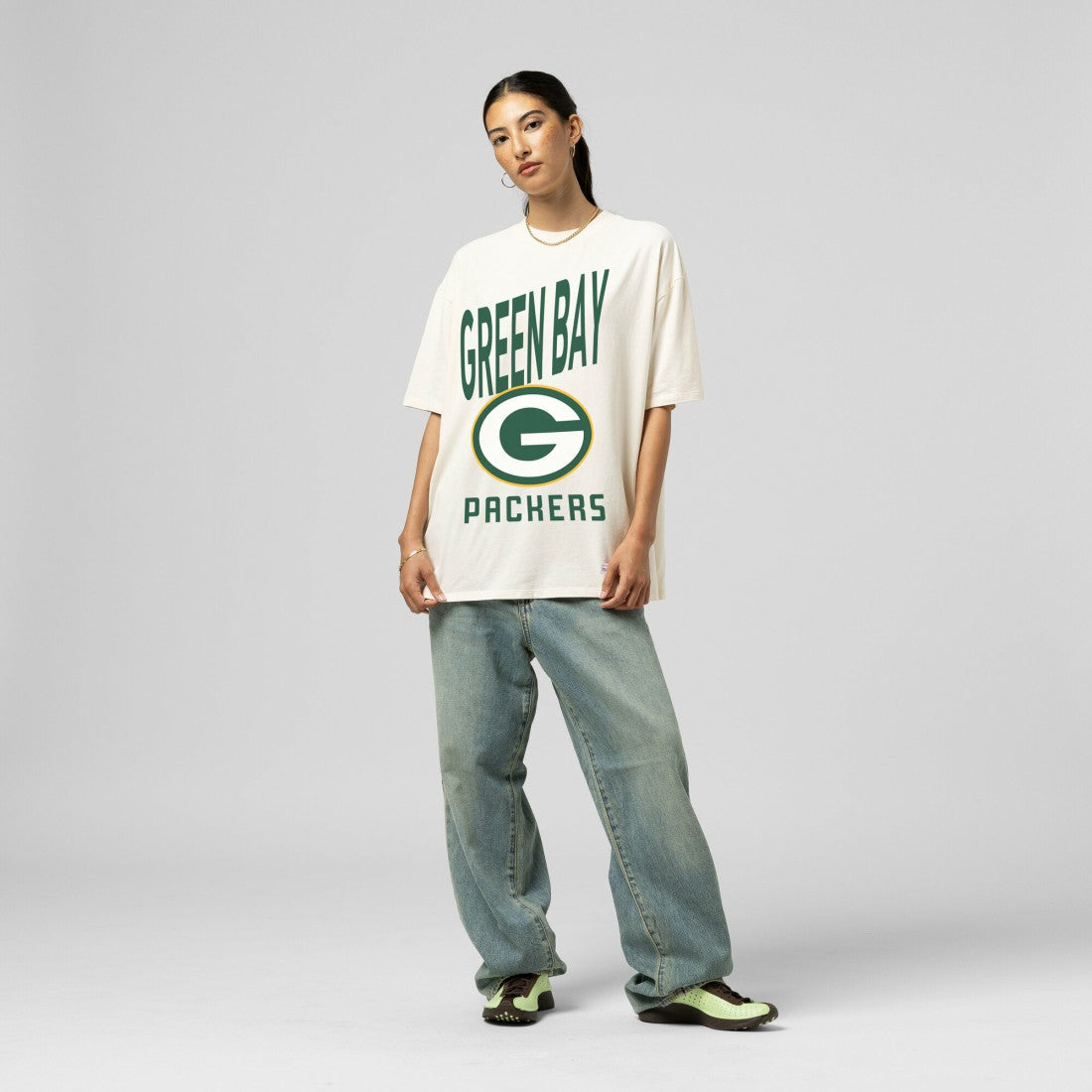Green Bay Packers Women's Logo Rise Boyfriend T-Shirt Cream | Mitchell & Ness
