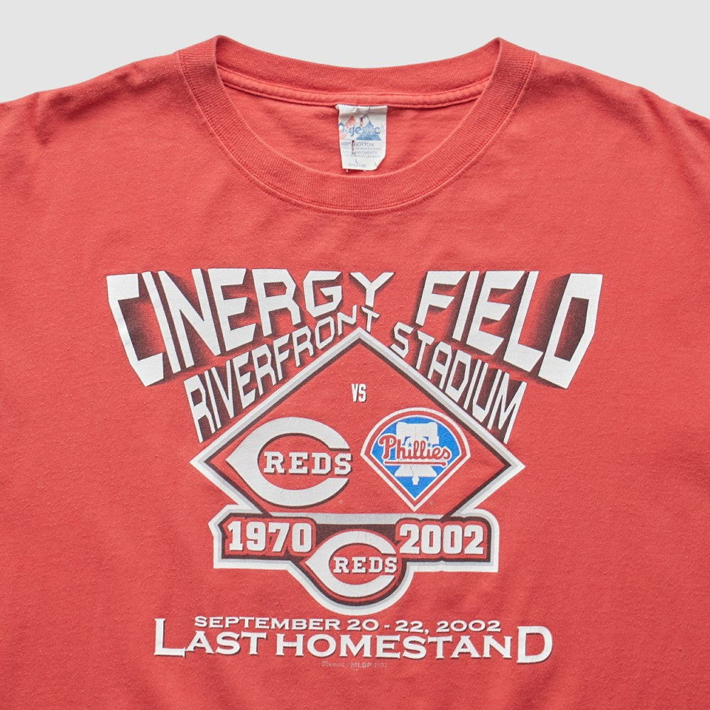 Cincinnati Reds 2002 T-Shirt - MLB