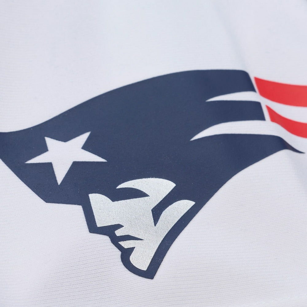 Tom Brady New England Patriots 2000 Legacy Replica Jersey White | Mitchell & Ness