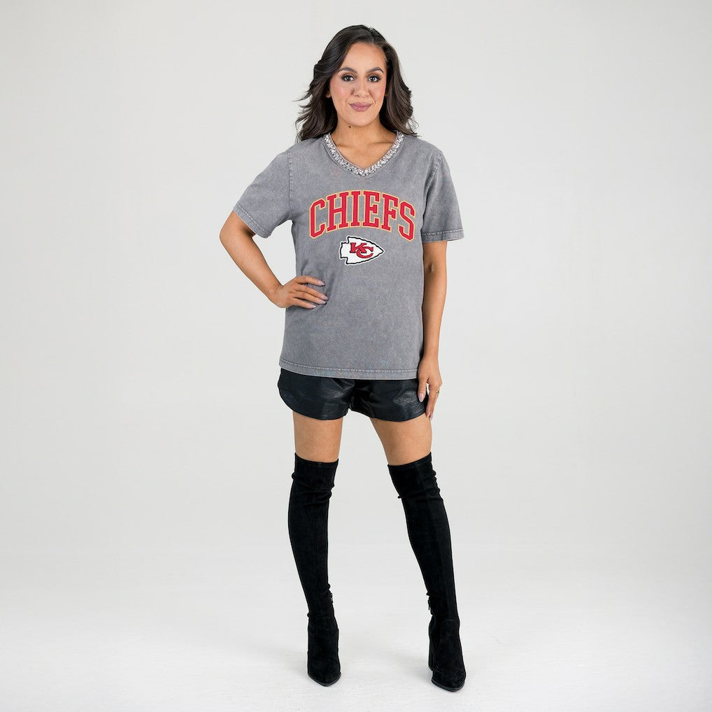Kansas City Chiefs Gameday Couture Women's Relaxed Iconic Edge Rhinestone V-Neck T-Shirt Gray | NFL