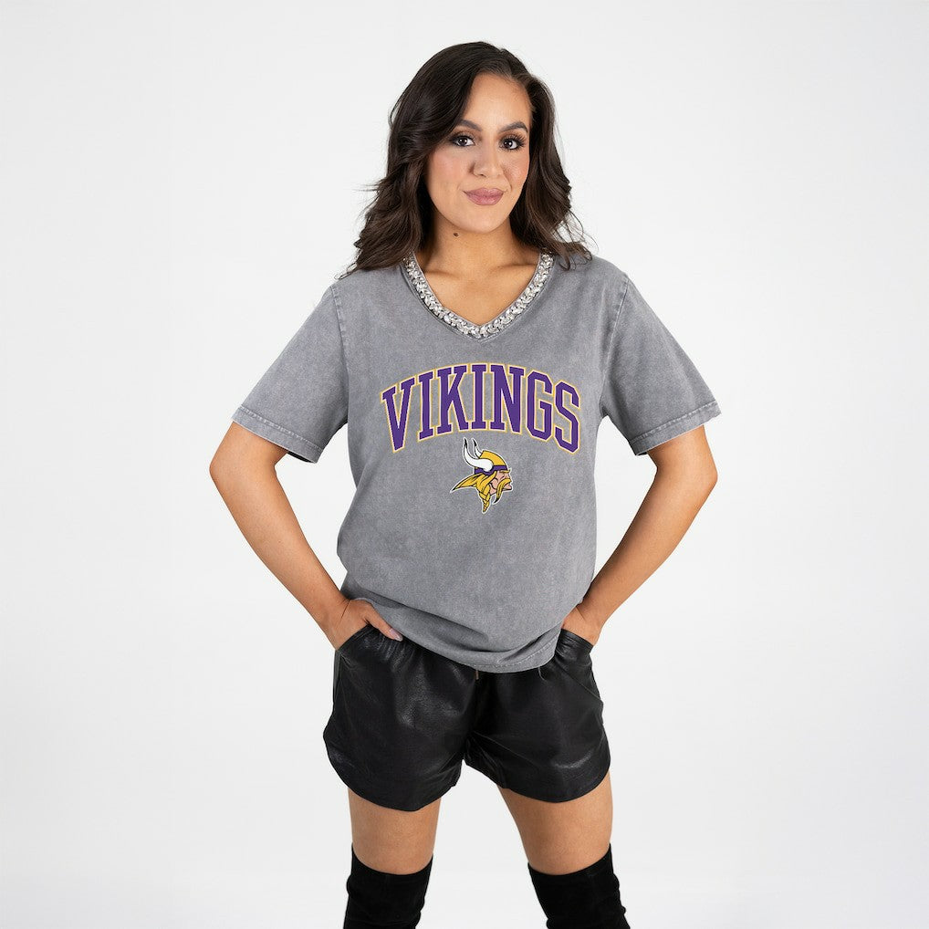 Minnesota Vikings Gameday Couture Women's Relaxed Iconic Edge Rhinestone V-Neck T-Shirt Gray | NFL