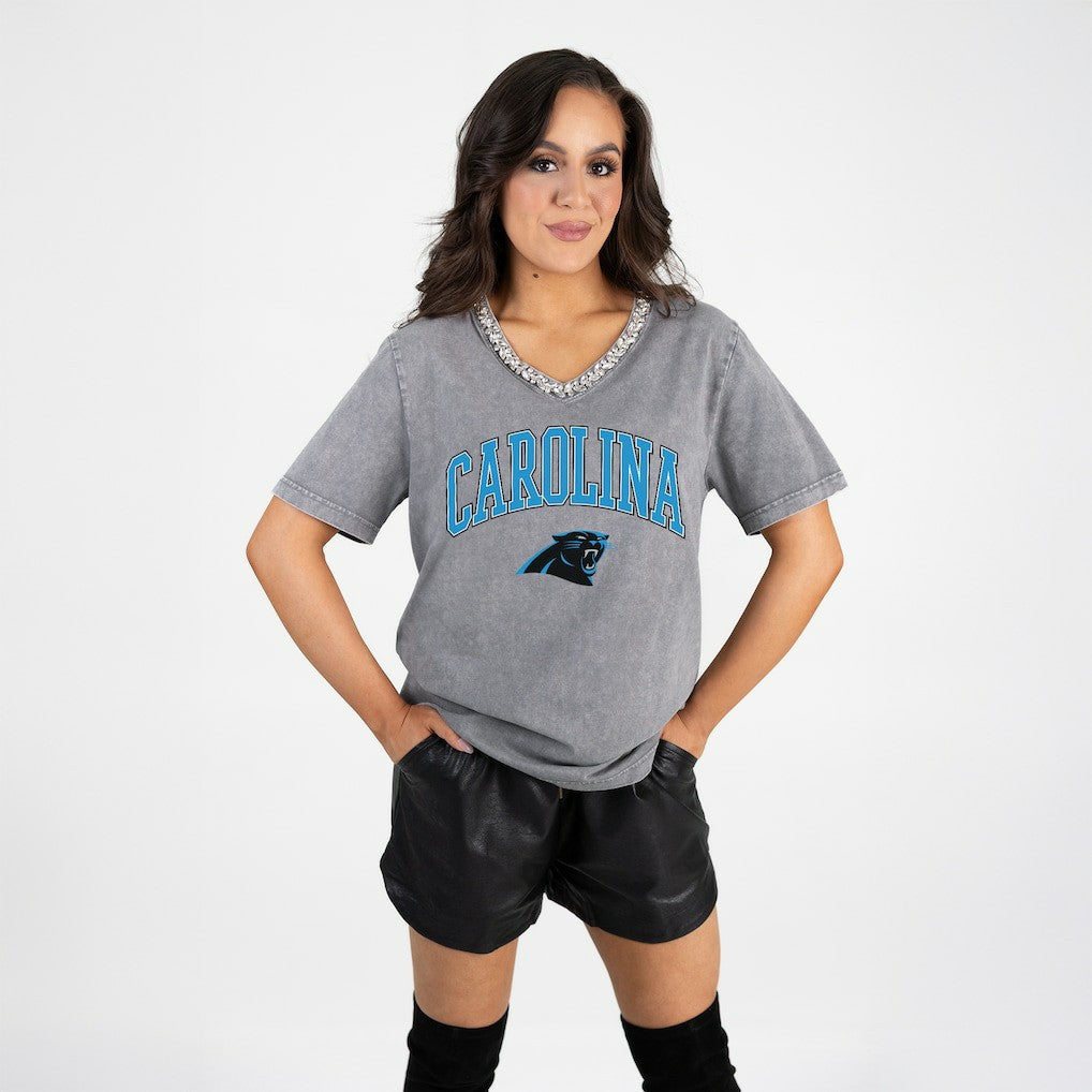 Carolina Panthers Gameday Couture Women's Relaxed Iconic Edge Rhinestone V-Neck T-Shirt Gray | NFL