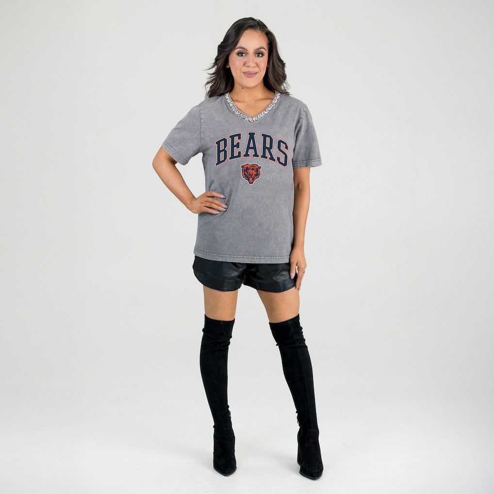 Chicago Bears Gameday Couture Women's Relaxed Iconic Edge Rhinestone V-Neck T-Shirt Gray | NFL