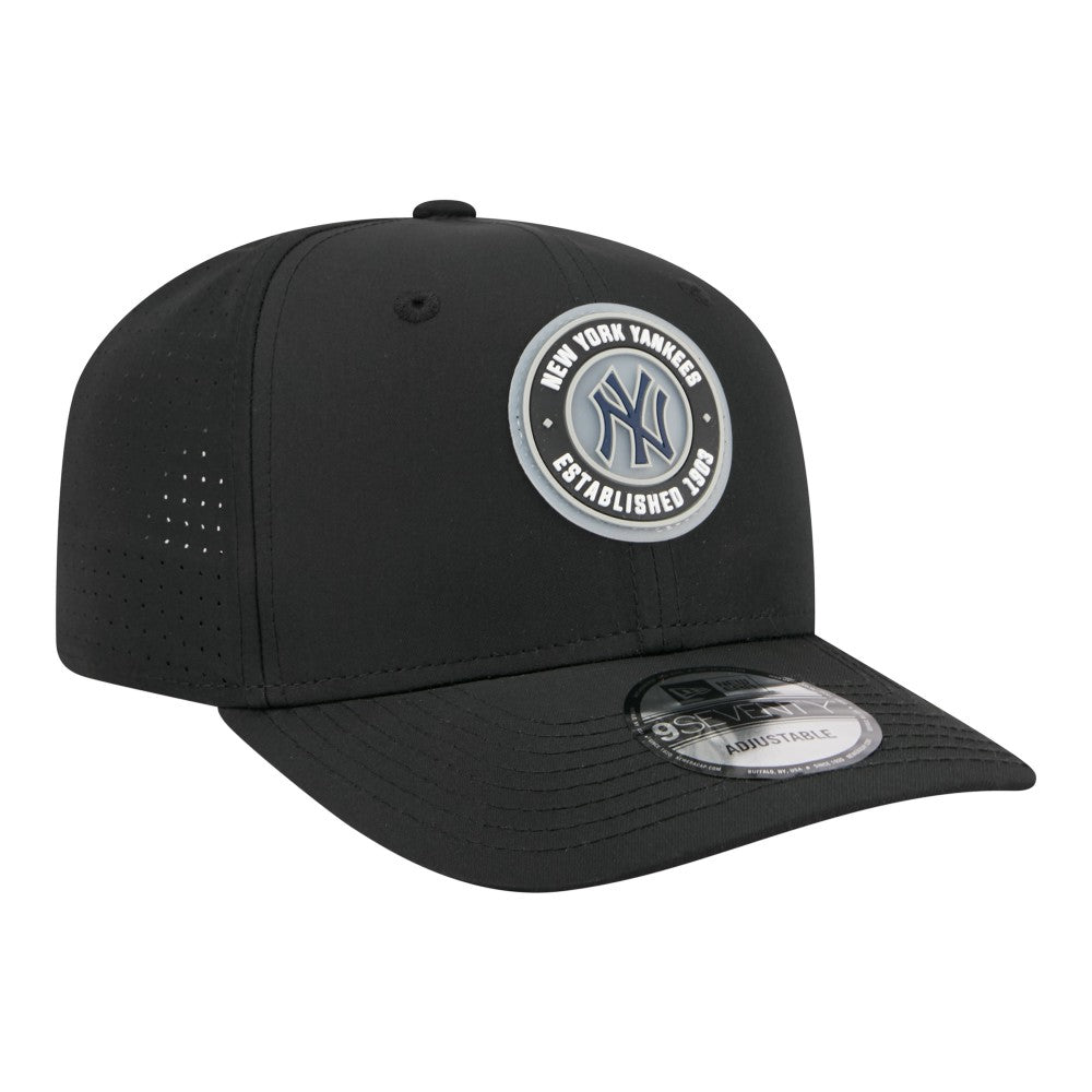 New York Yankees New Era Circle 9SEVENTY Adjustable Hat - MLB