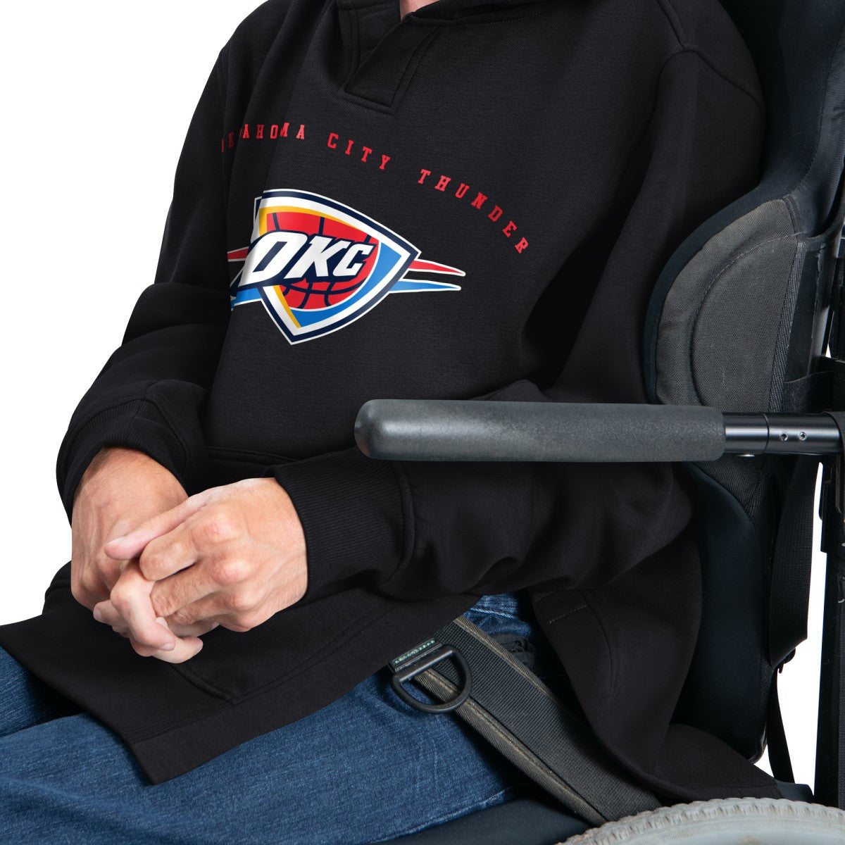 Oklahoma City Thunder G-III Sports by Carl Banks Adaptive Team Arc Fleece Hoodie Black - NBA