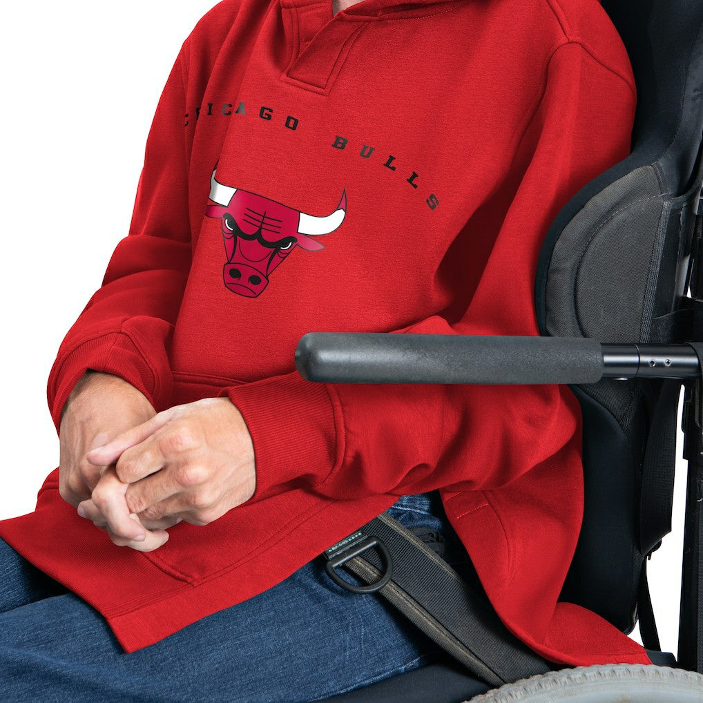 Chicago Bulls G-III Sports by Carl Banks Adaptive Team Arc Fleece Hoodie Red - NBA