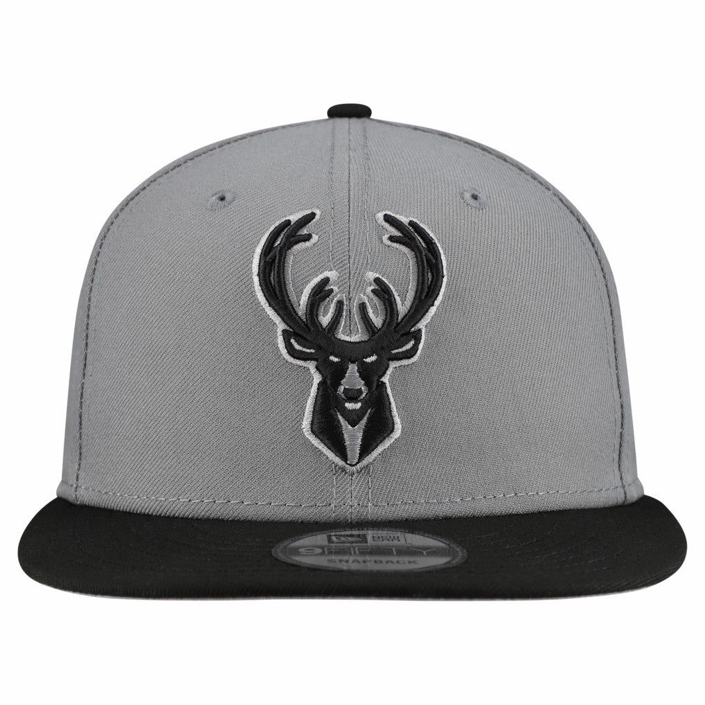 Milwaukee Bucks Core Logo Storm Gray Two-Tone 9FIFTY Snapback Hat Gray - NBA