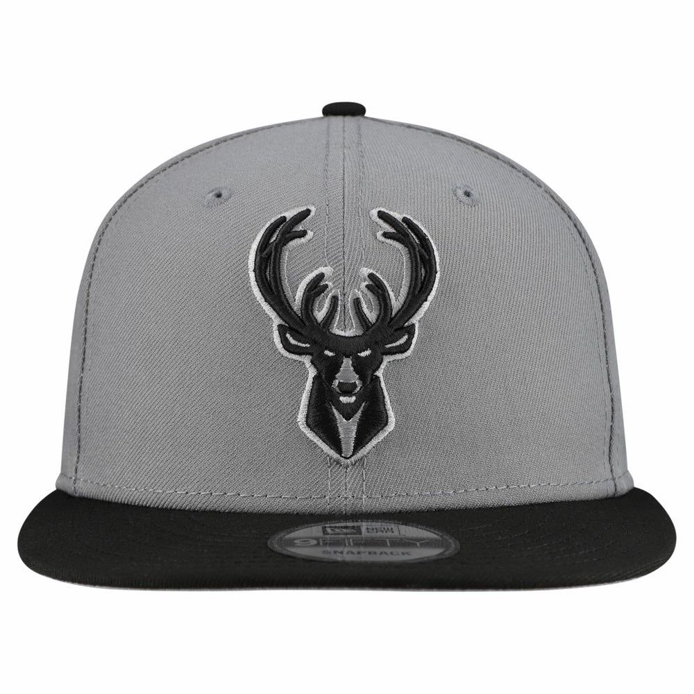 Milwaukee Bucks Core Logo Storm Gray Two-Tone 9FIFTY Snapback Hat Gray - NBA
