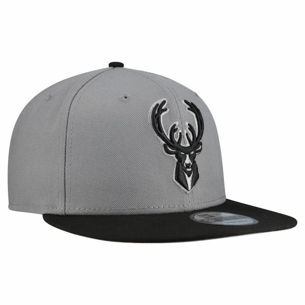 Milwaukee Bucks Core Logo Storm Gray Two-Tone 9FIFTY Snapback Hat Gray - NBA