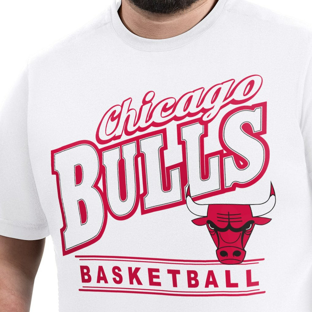 Chicago Bulls G-III Sports by Carl Banks Adaptive Headliner T-Shirt White - NBA