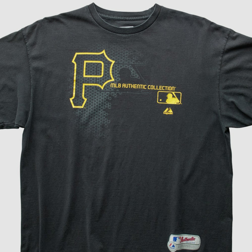 Pittsburgh Pirates Majestic 2000s T-Shirt - MLB
