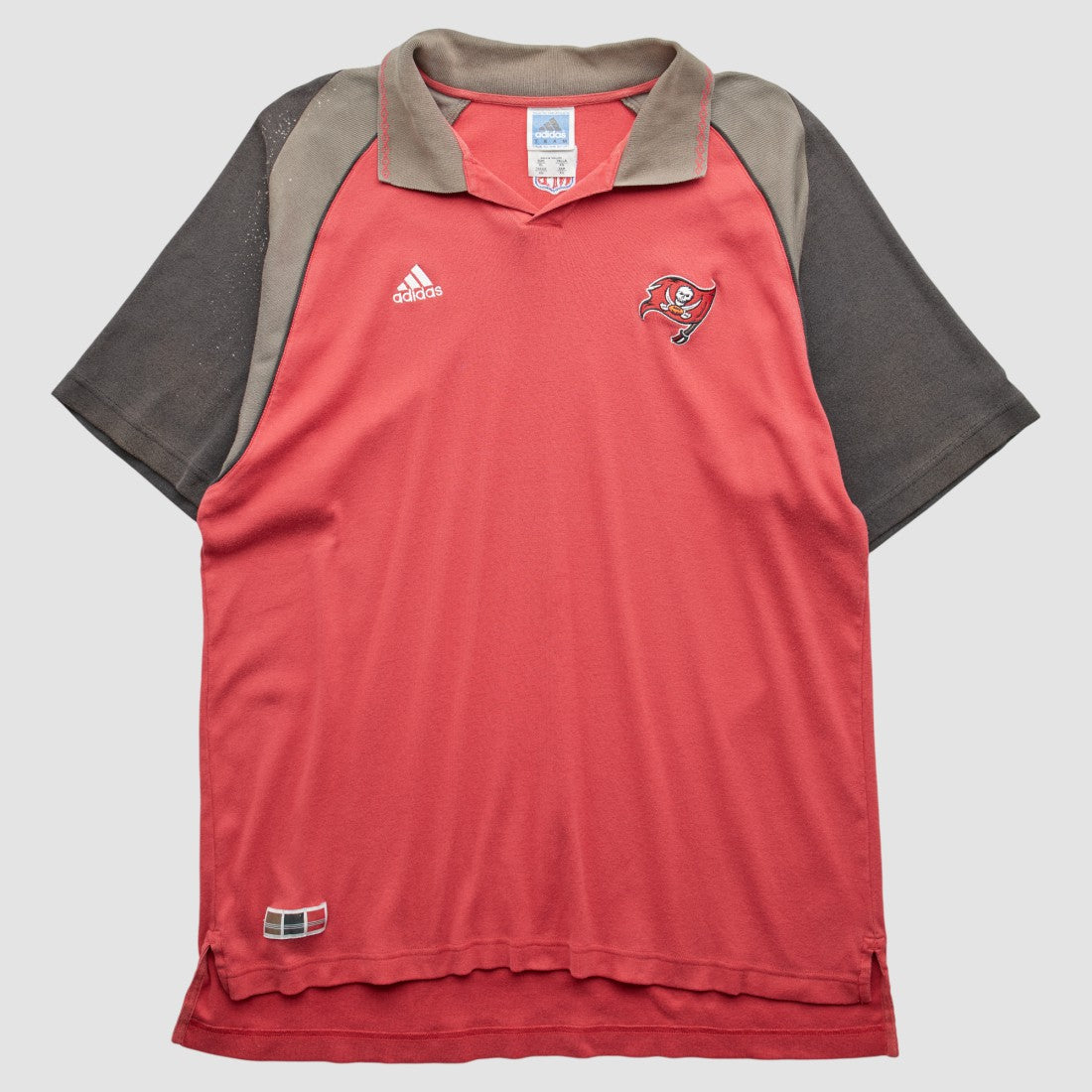 Tampa Bay Buccaneers 2000s T-Shirt Red Vintage | Fanatics