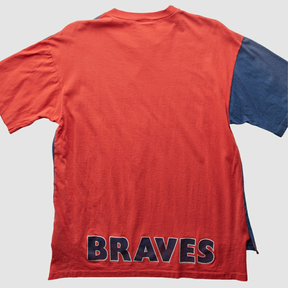 Atlanta Braves All Out Fan! 90s T-Shirt - MLB