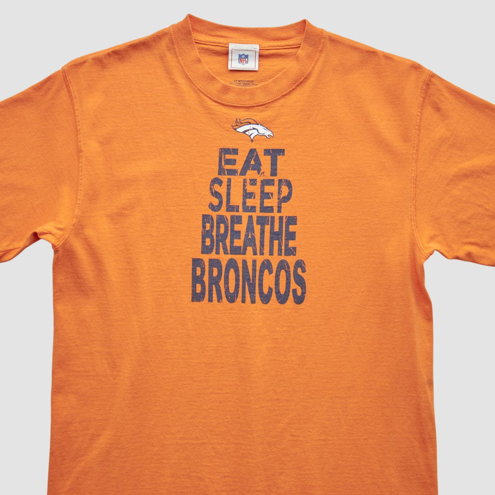 Denver Broncos NFL 2000s T-Shirt Orange Vintage | Fanatics