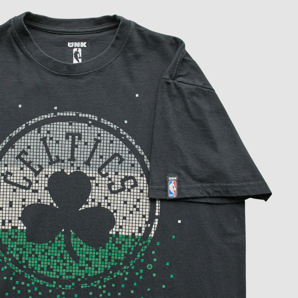Boston Celtics UNK 2010s T-Shirt Black Vintage - NBA
