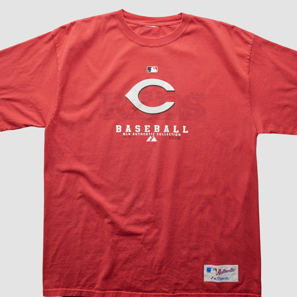 Cincinnati Reds Majestic 2000s T-Shirt - MLB