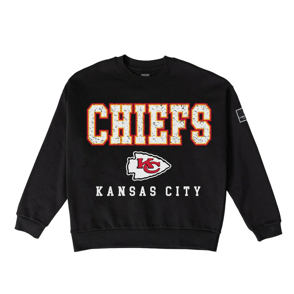 Kansas City Chiefs Gameday Couture Women's Oversized Level Up Black Label Premium Fleece Sweatshirt Black | NFL