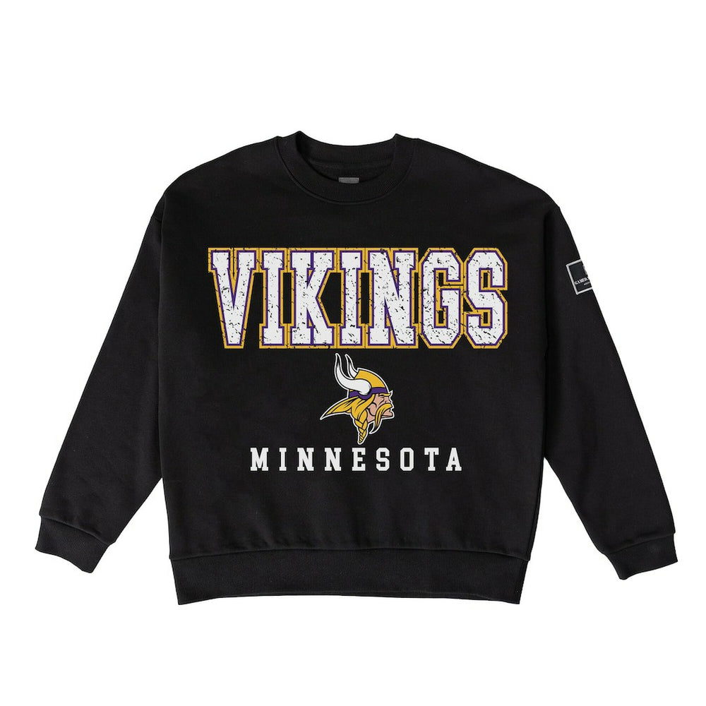 Minnesota Vikings Gameday Couture Women's Oversized Level Up Black Label Premium Fleece Sweatshirt Black | NFL