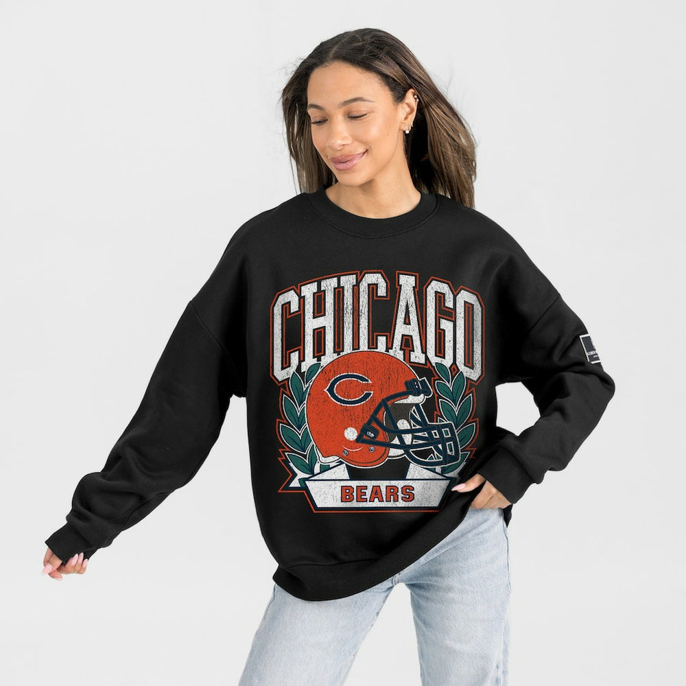 Chicago Bears Gameday Couture Women's Oversized Victory Lane Black Label Premium Fleece Sweatshirt Black | NFL