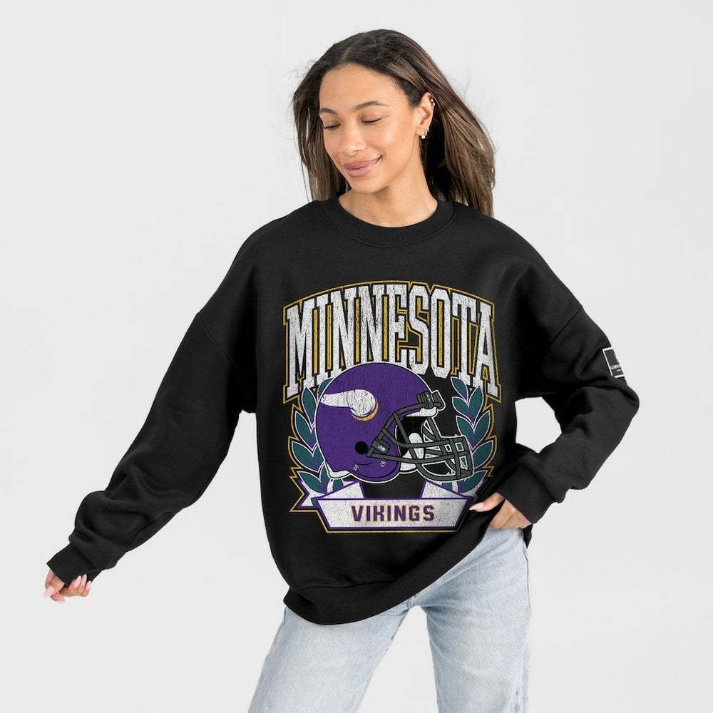 Minnesota Vikings Gameday Couture Women's Oversized Victory Lane Black Label Premium Fleece Sweatshirt Black | NFL