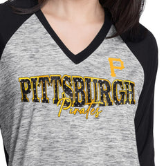 Pittsburgh Pirates G-III 4Her by Carl Banks Women's Speed Training 3/4-Sleeve Rhinestone V-Neck T-Shirt - MLB