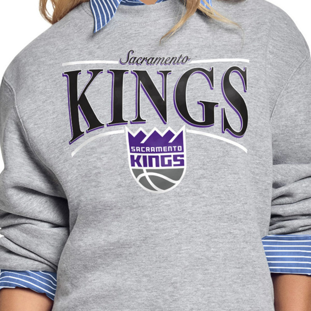 Sacramento Kings Starter Women's Arch Stripe Fleece Crewneck Sweatshirt Gray - NBA