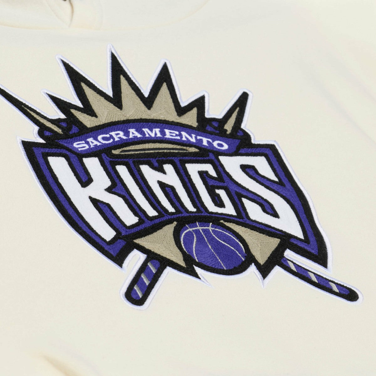 Sacramento Kings Hardwood Classics Chainstitch Premium Fleece Hoodie Cream - NBA