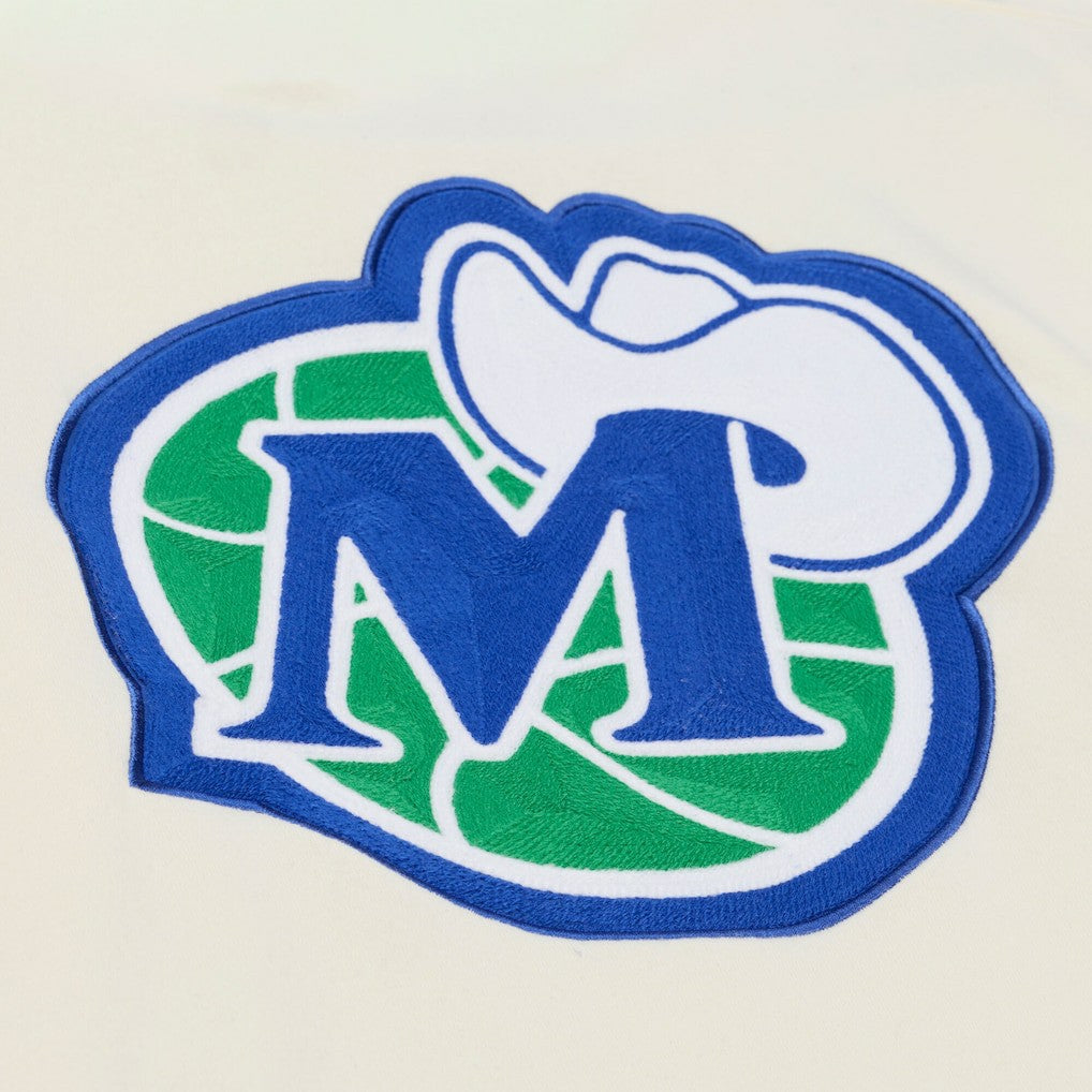 Dallas Mavericks Hardwood Classics Chainstitch Premium Fleece Hoodie Cream - NBA