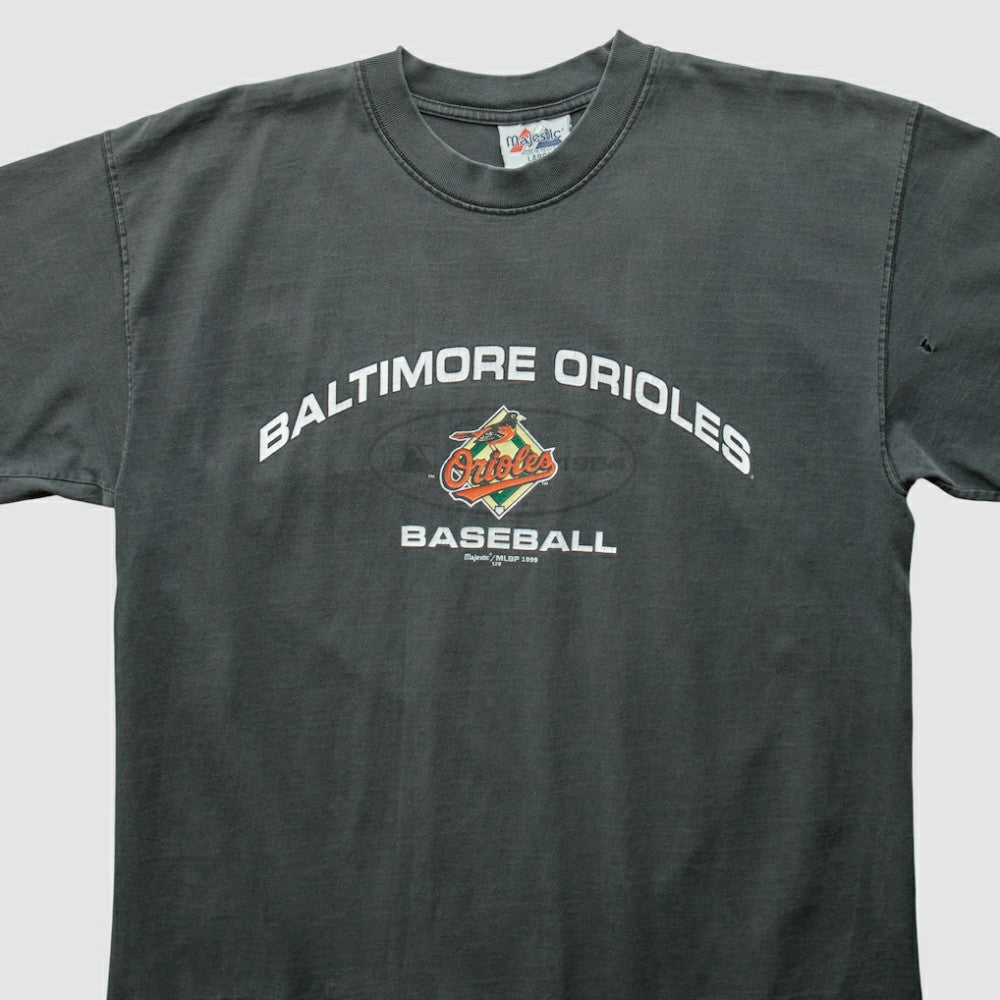 Baltimore Orioles Majestic 1999 T-Shirt - MLB