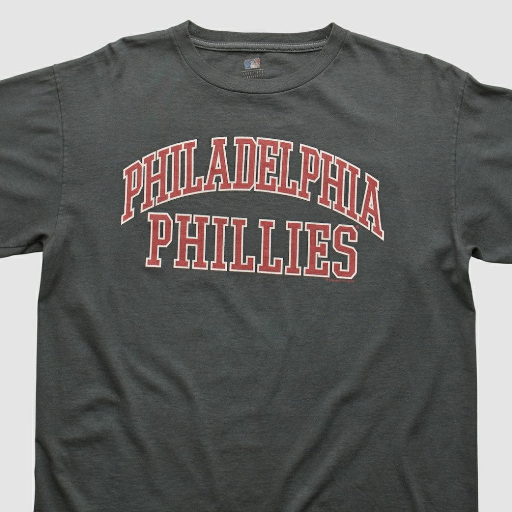 Philadelphia Phillies 2000s T-shirt - MLB