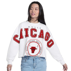 Chicago Bulls G-III 4Her by Carl Banks Women's Bleachers Cropped French Terry Sweatshirt White - NBA