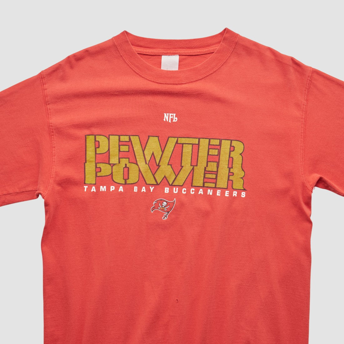 Tampa Bay Buccaneers NFL 2000s T-shirt Red Vintage | Fanatics