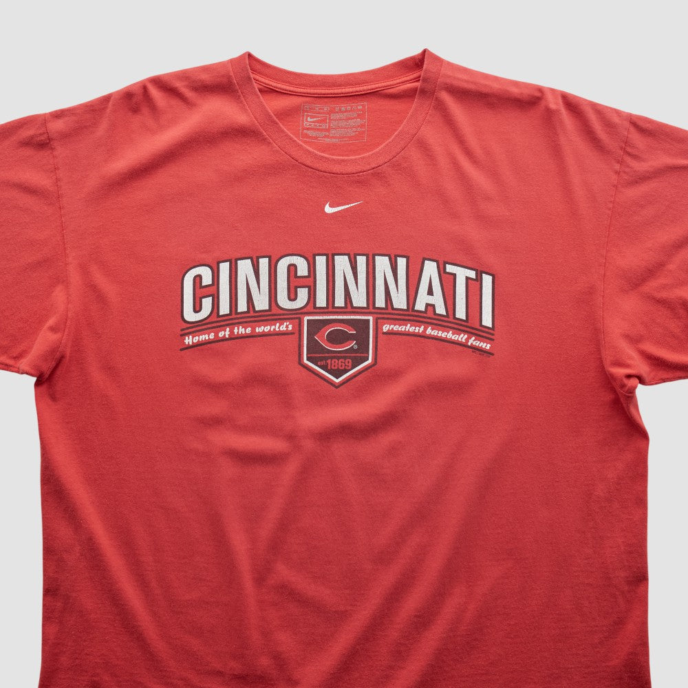 Cincinnati Reds Nike 2000s T-shirt - MLB