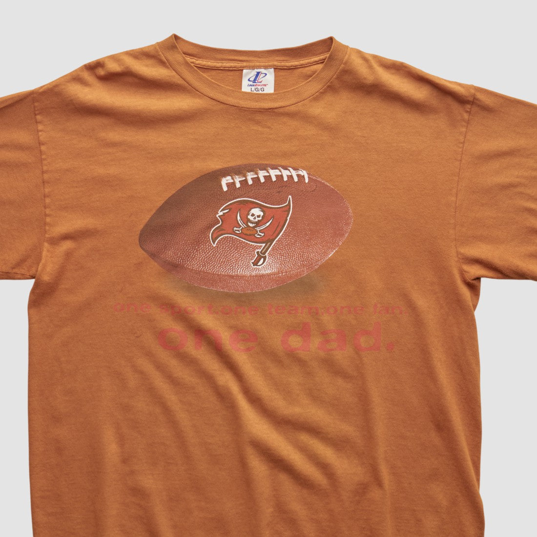 Tampa Bay Buccaneers Logo Athletic 2000s T-shirt Orange Vintage | Fanatics