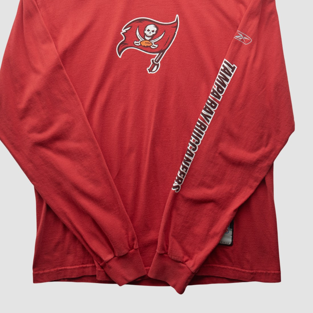 Tampa Bay Buccaneers Reebok 2000s Long Sleeve T-shirt Red Vintage | Fanatics