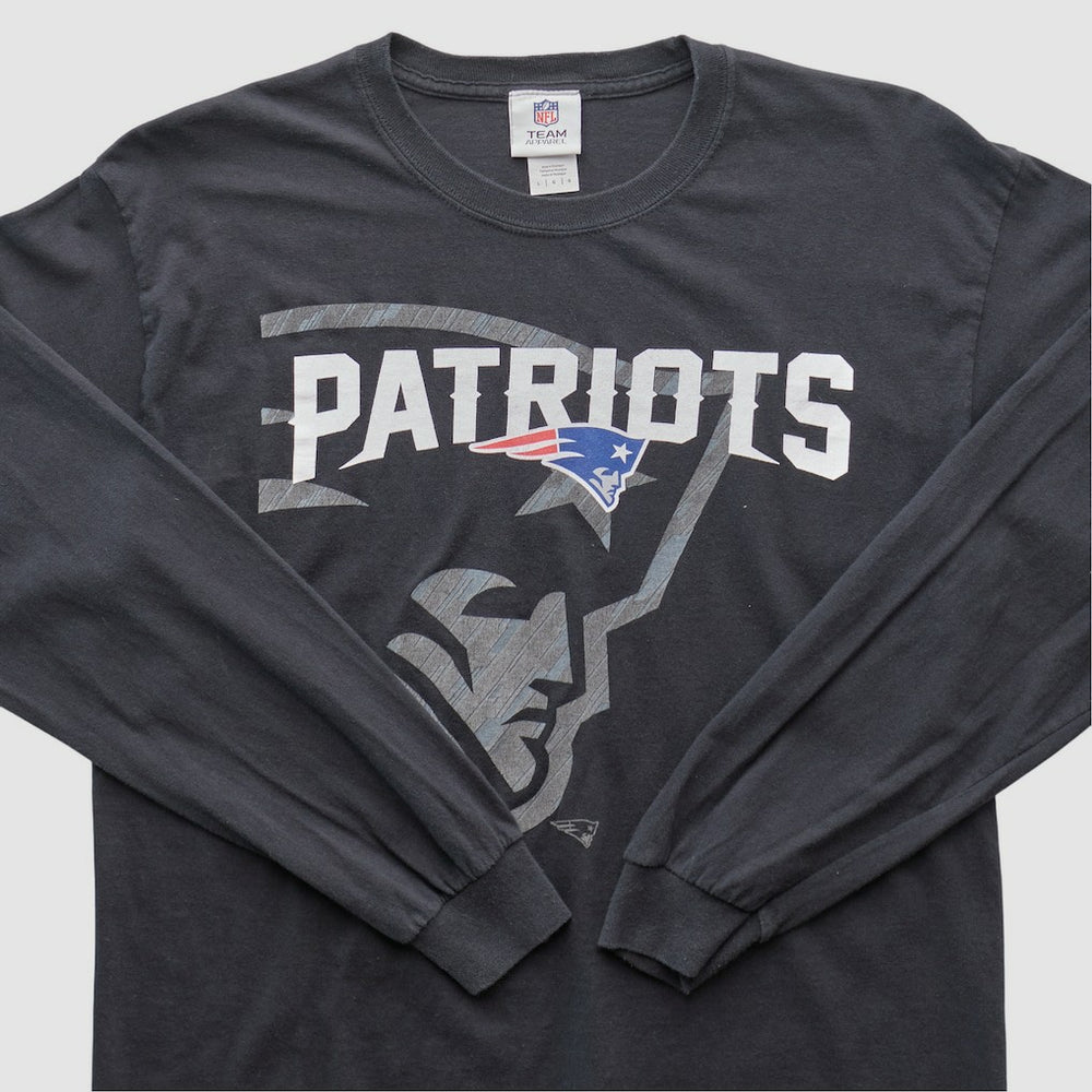 New England Patriots NFL 2010s Long Sleeve T-shirt Black Vintage | Fanatics
