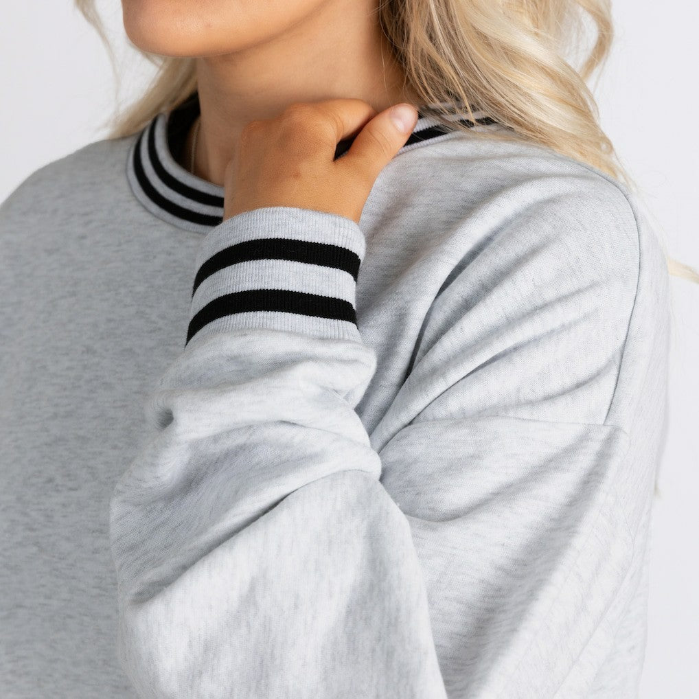 Philadelphia Eagles Gameday Couture Women's Oversized Gridiron Drive Ringer Stripe Sweatshirt Ash/Black | NFL
