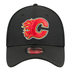 Calgary Flames New Era Logo 39THIRTY Flex Hat - Black - NHL