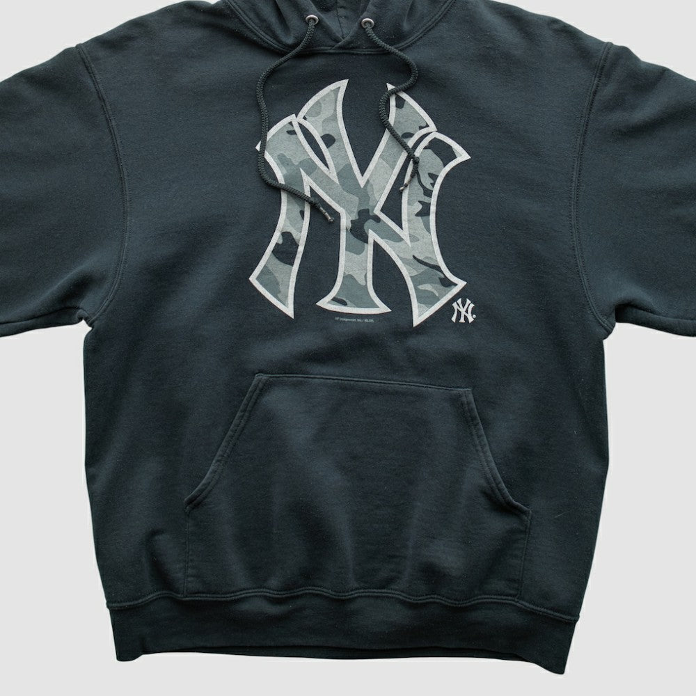 New York Yankees Genuine Merchandise 2010s Hooded Pullover Sweatshirt - MLB