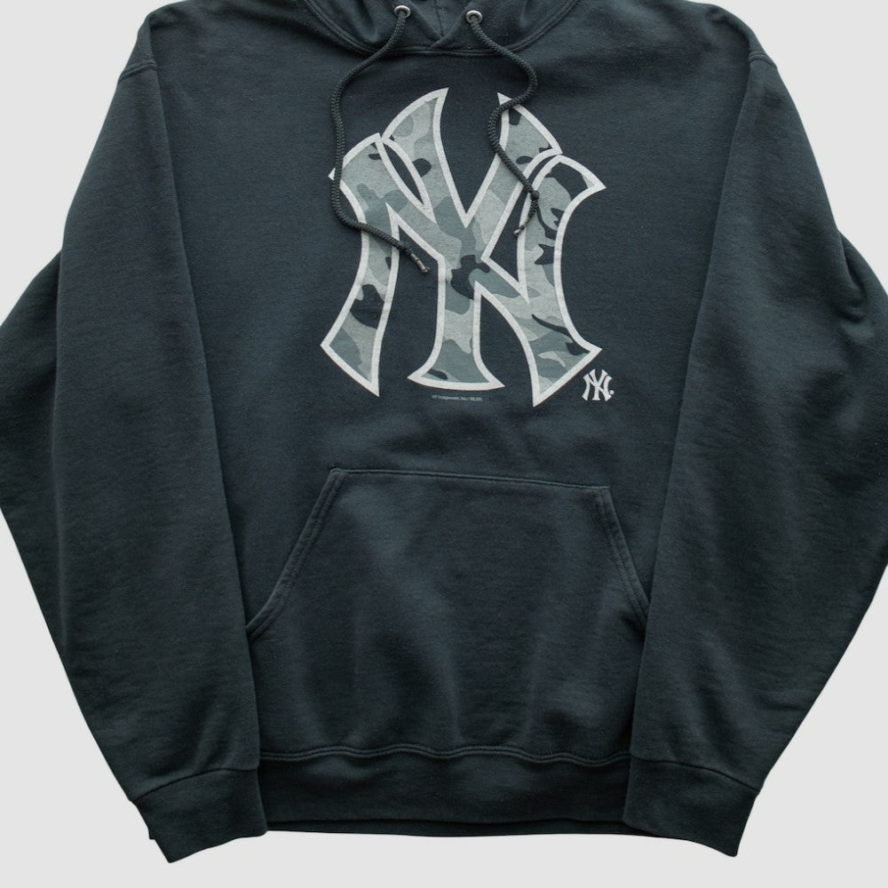 New York Yankees Genuine Merchandise 2010s Hooded Pullover Sweatshirt - MLB