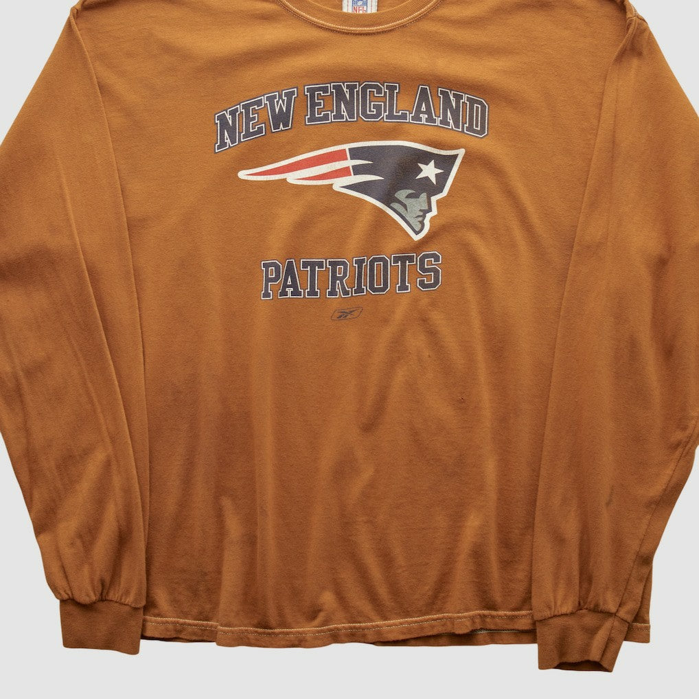 New England Patriots NFL 2000s Long Sleeve T-shirt Brown Vintage | Fanatics