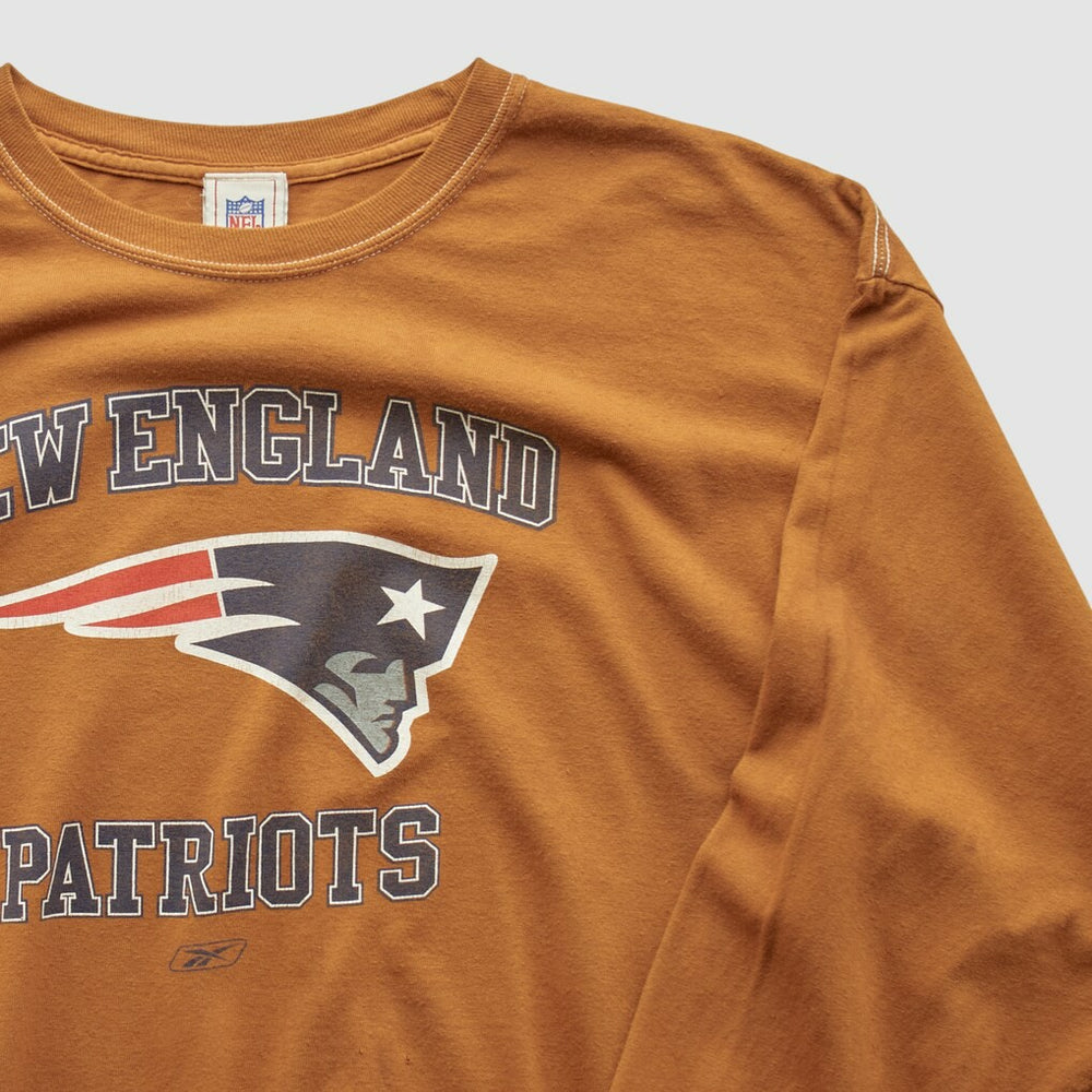 New England Patriots NFL 2000s Long Sleeve T-shirt Brown Vintage | Fanatics