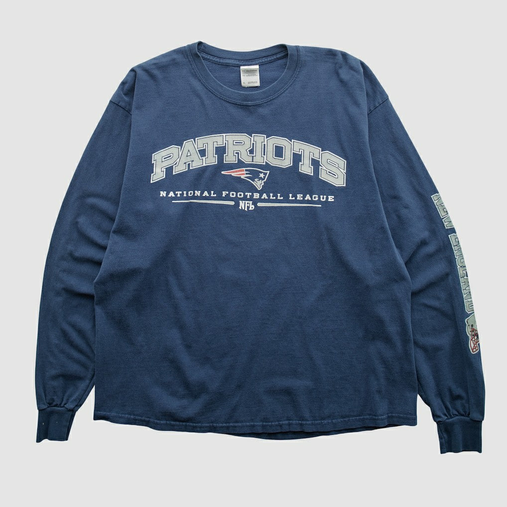 New England Patriots Gildan 2000s Long Sleeve T-shirt Navy Vintage | Fanatics