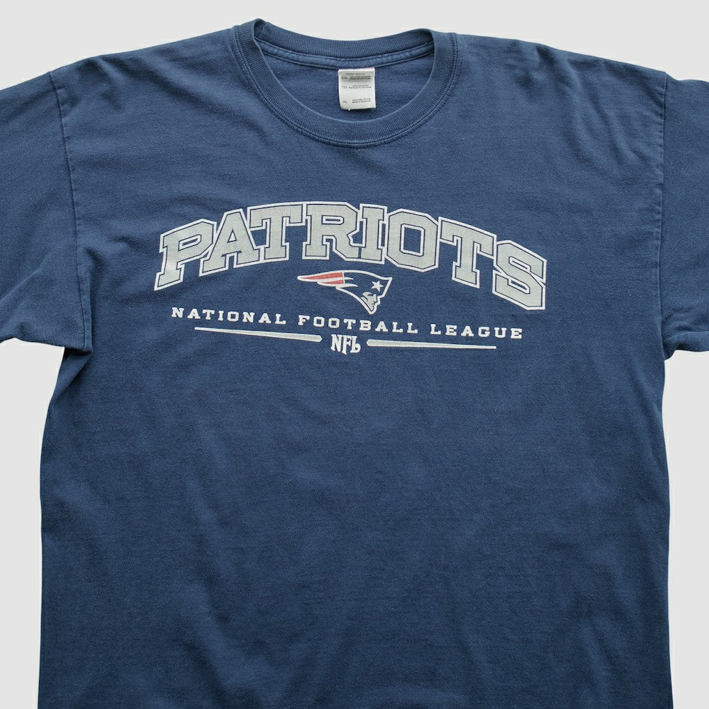 New England Patriots Gildan 2000s Long Sleeve T-shirt Navy Vintage | Fanatics