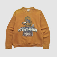 New York Yankees 2000 Pullover Sweatshirt - MLB